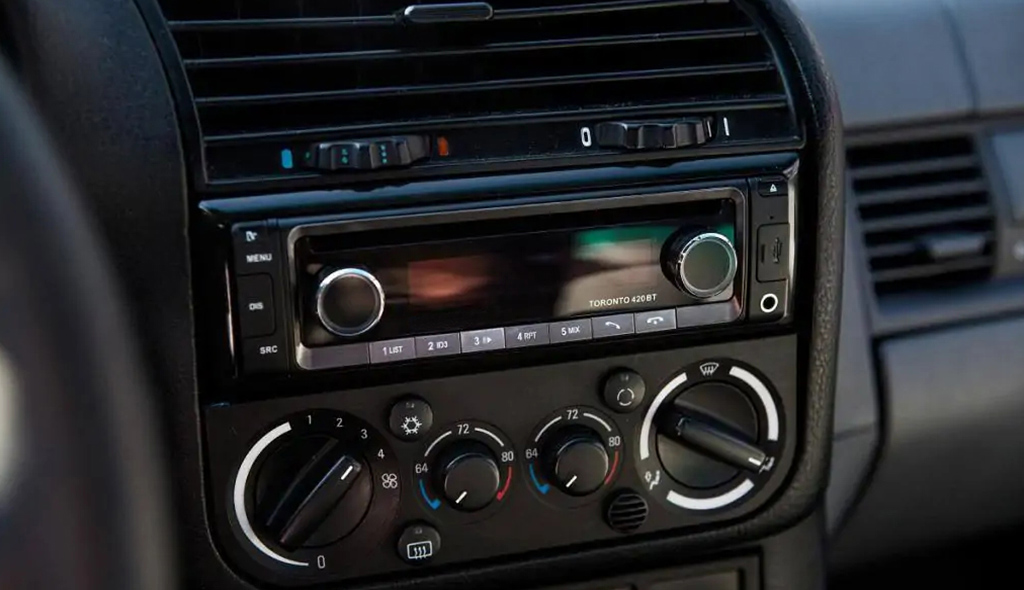 Autoradio CD 1-DIN avec bluetooth CAS-3700.bt