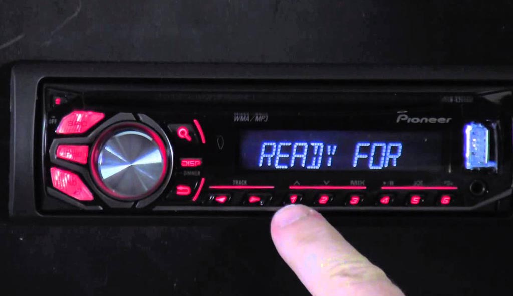 Tout savoir sur l'autoradio pioneer mvh s420bt bluetooth 